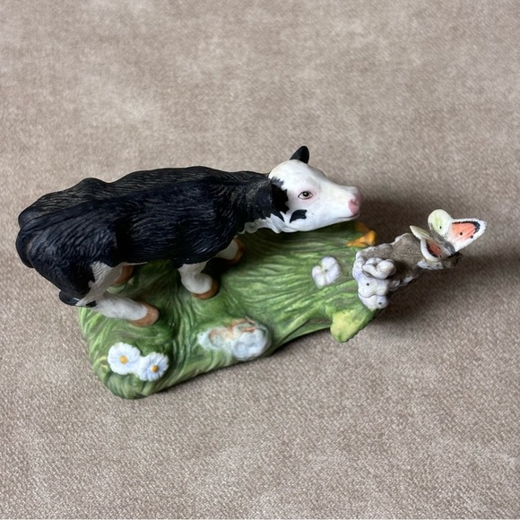 Vtg Cow Holstein Cow Calf
Figure by Peter Barrett Franklin Mint Porcelain - Picture 2 of 6